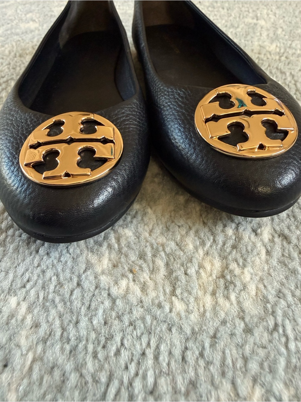 Tory Burch Black Pebbled Leather Chelsea Ballet Flats - Picture 6 of 13